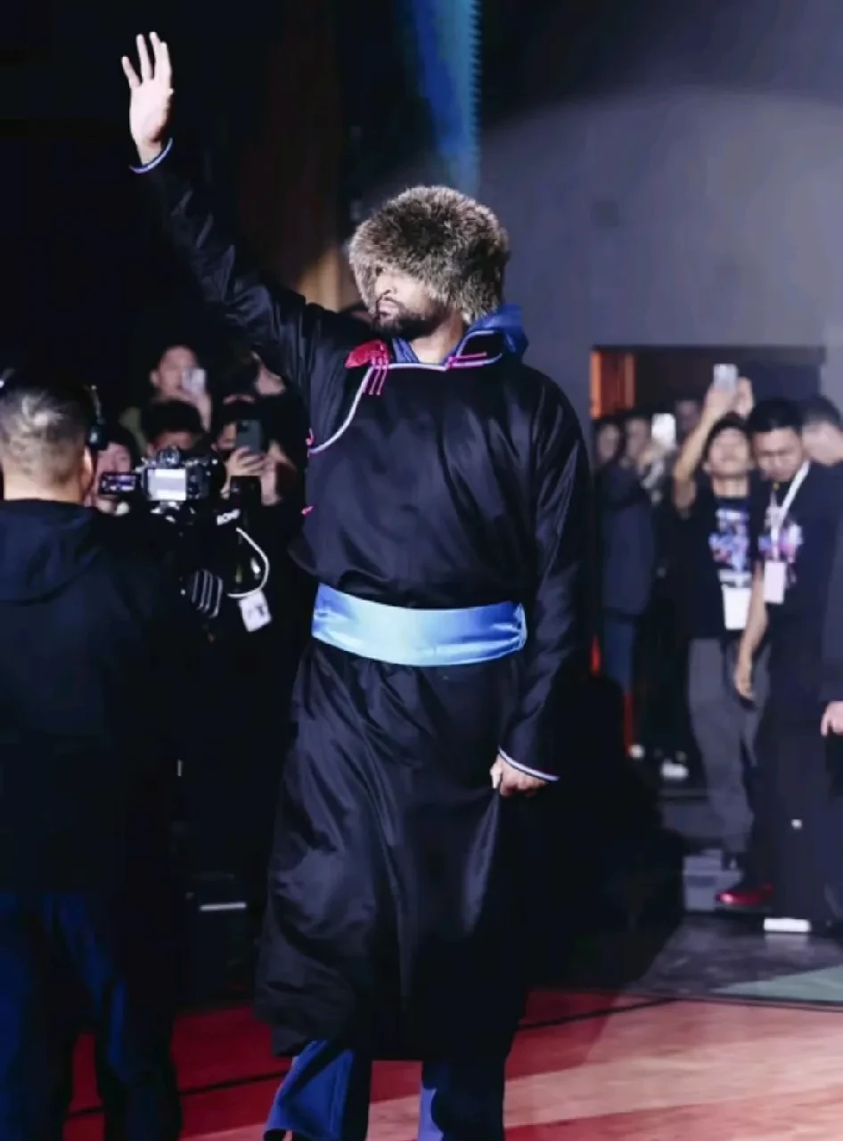 kaiyun官网-Ming迎来十五赛季出色发挥，中国队观众热烈欢呼！全场沸腾不已的简单介绍