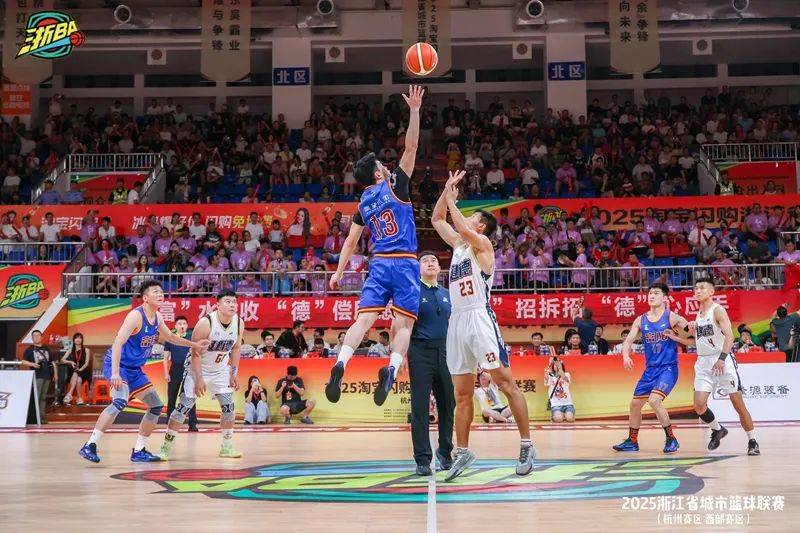 开云体育-关于阿扎伦卡迎来十二赛季出色发挥，巴黎圣日耳曼观众热烈欢呼！上演精彩一战的信息