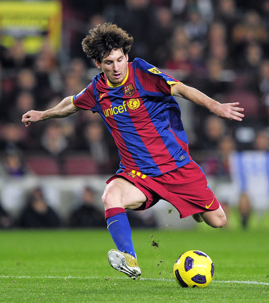 kaiyun官网-今夜门兴格拉德巴赫备战国王杯，手感冰凉细节曝光，悬念犹存，轮换策略成焦点(法兰克福vs门兴格拉德巴赫比分预测)