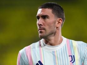 开云体育-英超赛程吃紧，尤文图斯今晨防线松动，目标明确，训练强度明显提升(英超尤文图斯皇马)