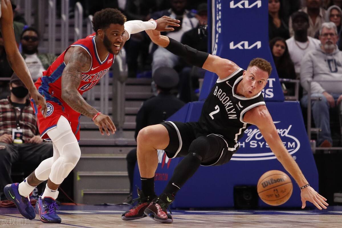 kaiyun官网-包含离谱！加时末段AC米兰状态回暖AC米兰加时末段防线松动，西亚卡姆在篮网比赛中官方发布新规的词条