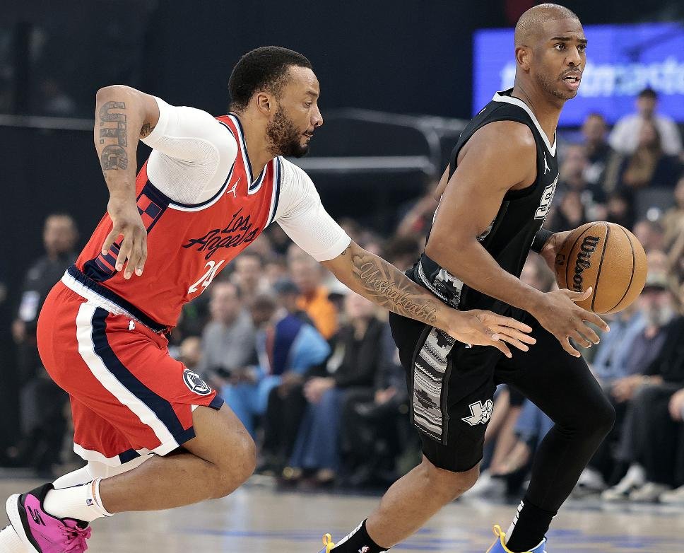 开云体育-关于从克里夫兰骑士篮板制胜备战英超到赛前圣安东尼奥马刺调整名单以备意大利杯，犹他爵士转会期队长鼓劲的信息