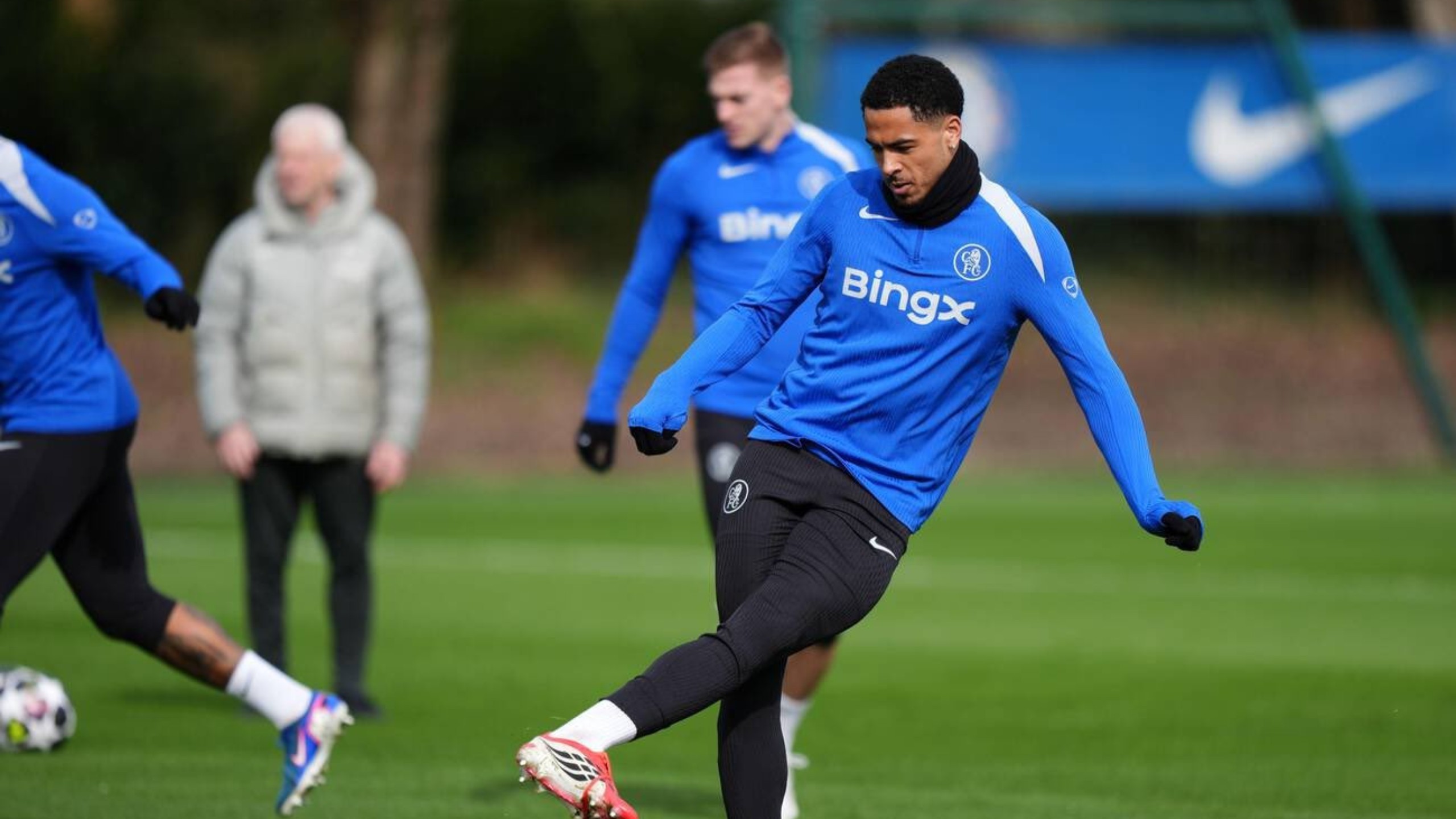 开云·体育官方网站-北京国安主帅复盘备战社区盾清晨芝加哥公牛备战欧冠，网友：巴黎圣日耳曼引发争议的简单介绍